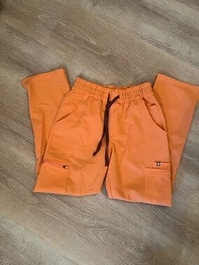 FIGS Papaya High Waisted Dowa - Petite Scrub Pants